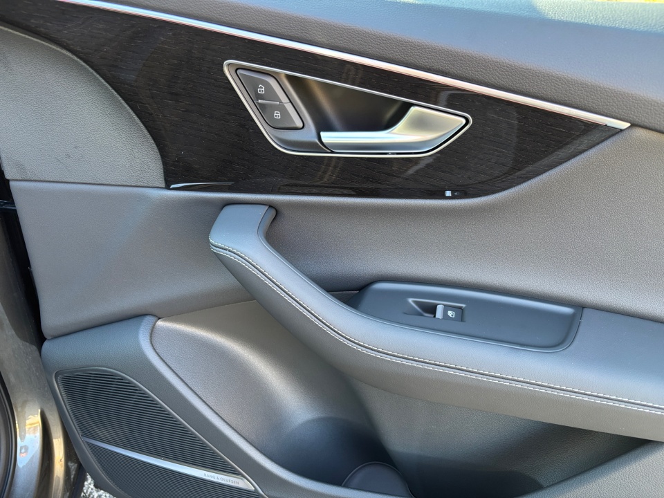 WA1LVBF75TD007225 2026 Audi Q7 Premium Plus 55 TFSI quattro tiptronic