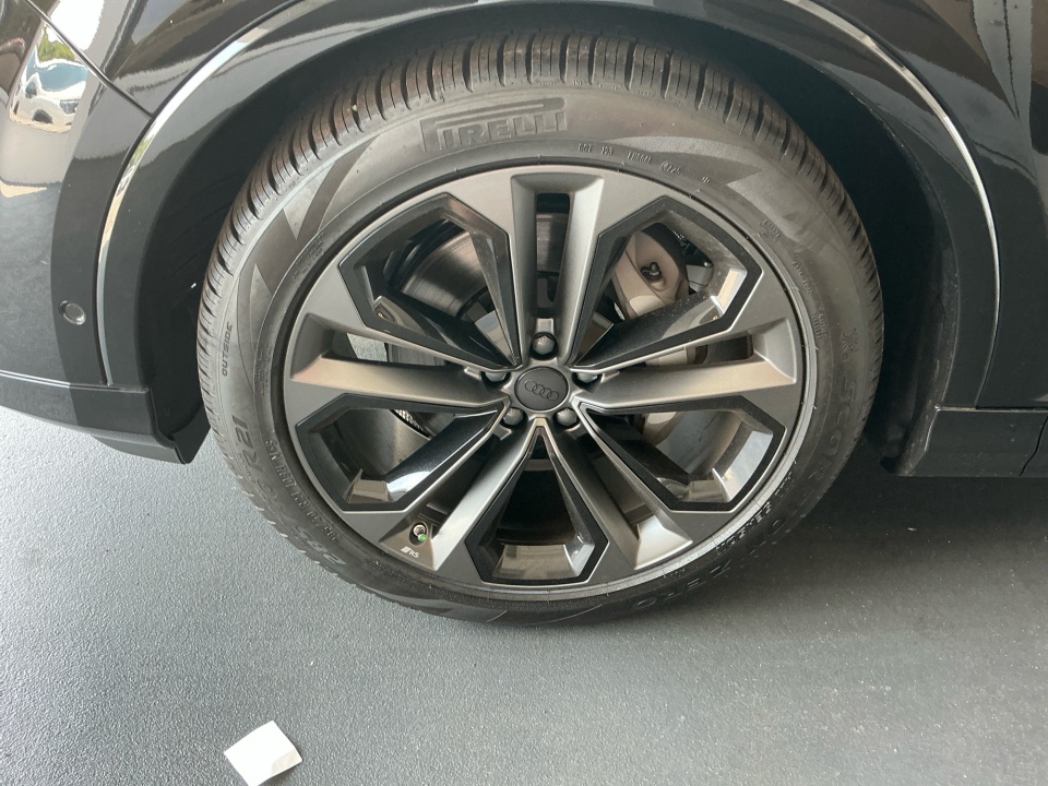 WA1LVBF77TD010725 2026 Audi Q7 Premium Plus TFSI quattro tiptronic