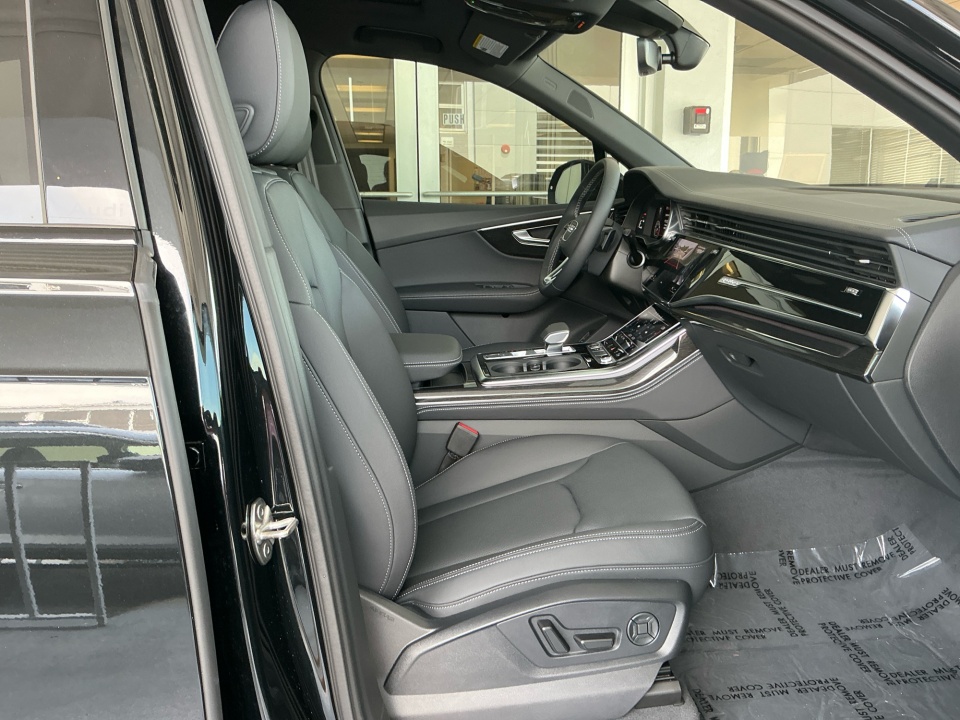 WA1LVBF77TD010725 2026 Audi Q7 Premium Plus TFSI quattro tiptronic