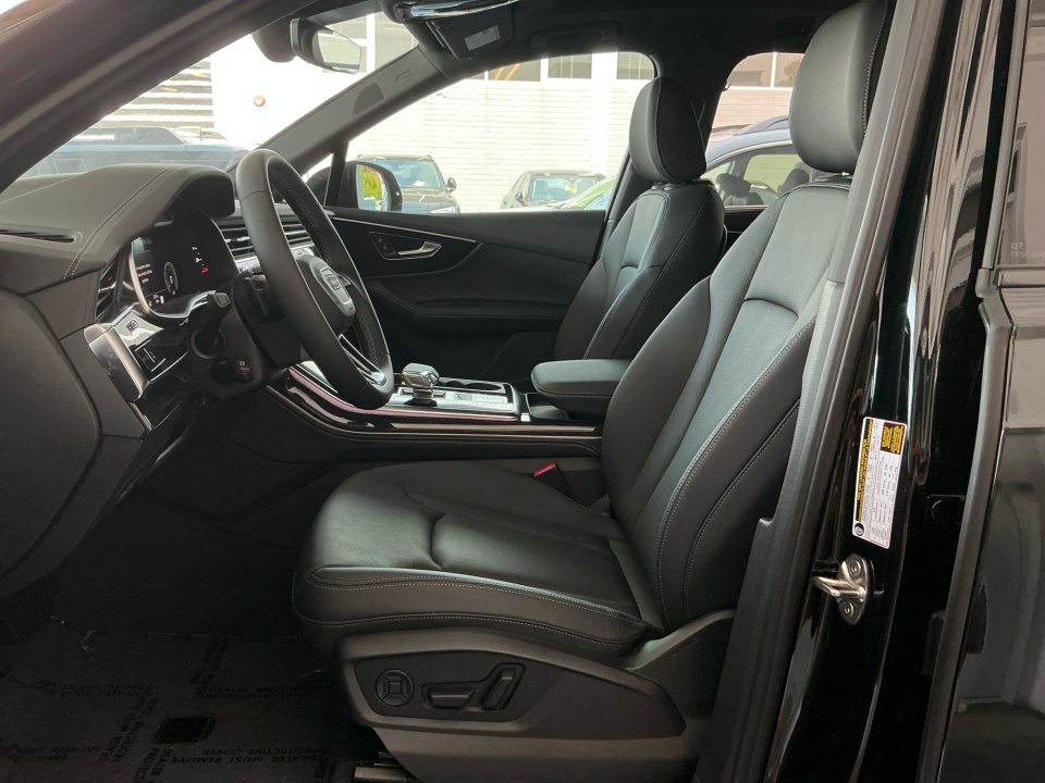 WA1LVBF77TD010725 2026 Audi Q7 Premium Plus TFSI quattro tiptronic