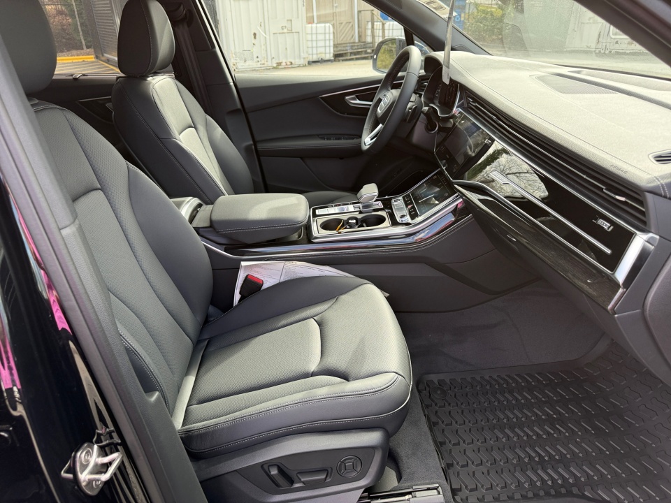 WA1LVBF78TD010524 2026 Audi Q7 Premium Plus 55 TFSI quattro tiptronic