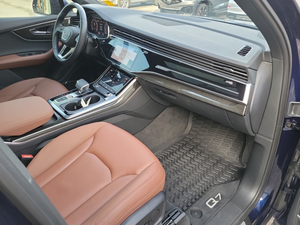 WA1LXAF77MD025313 2021 Audi Q7 Premium Plus 55 TFSI quattro Tiptronic