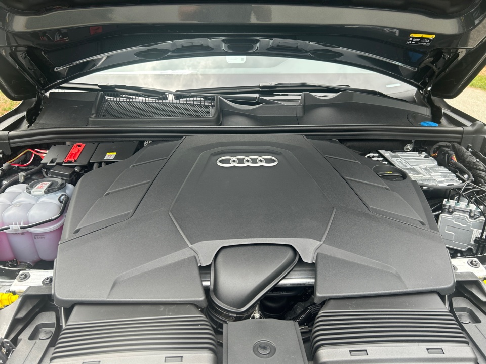 WA1MVBF70TD014250 2026 Audi Q7 S line Premium Plus