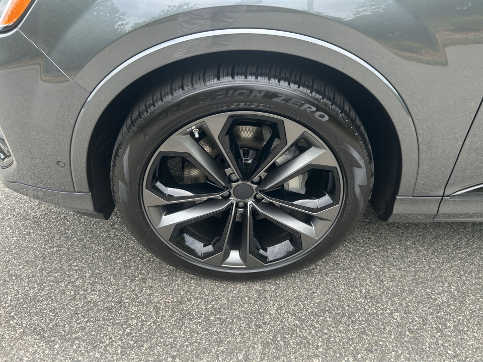WA1MVBF70TD014250 2026 Audi Q7 S line Premium Plus