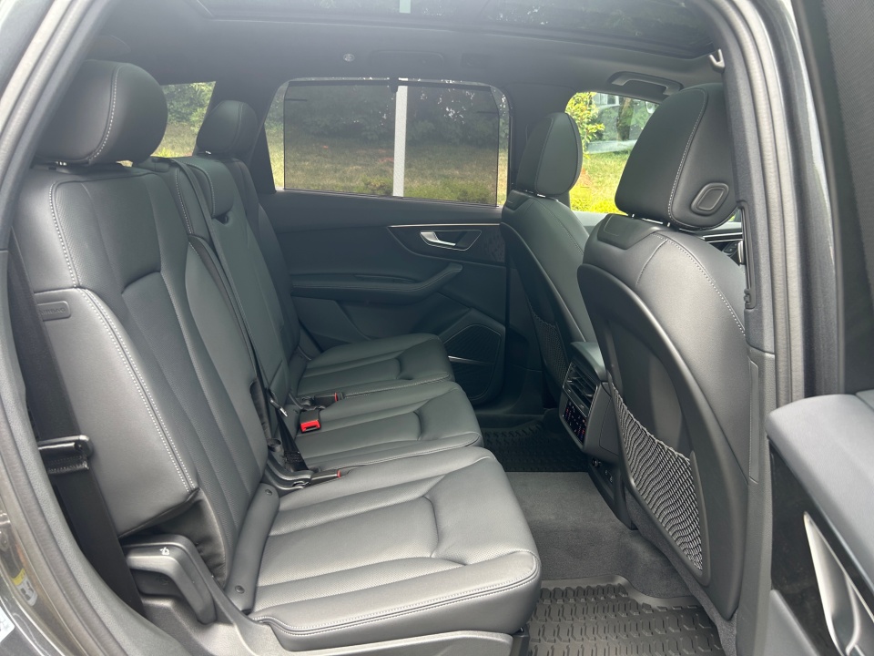 WA1MVBF70TD014250 2026 Audi Q7 S line Premium Plus