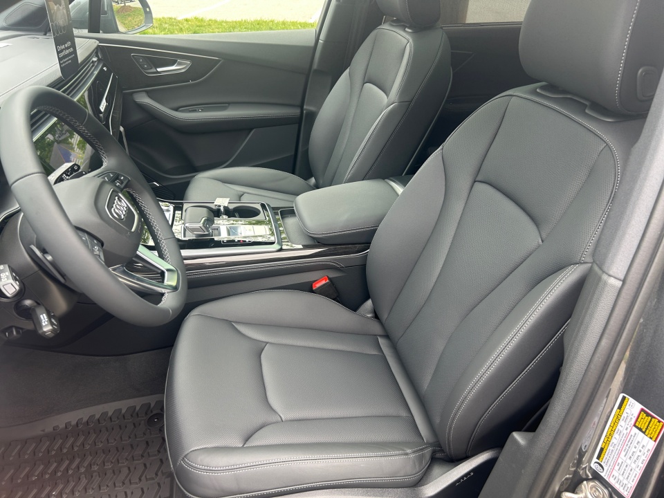 WA1MVBF70TD014250 2026 Audi Q7 S line Premium Plus