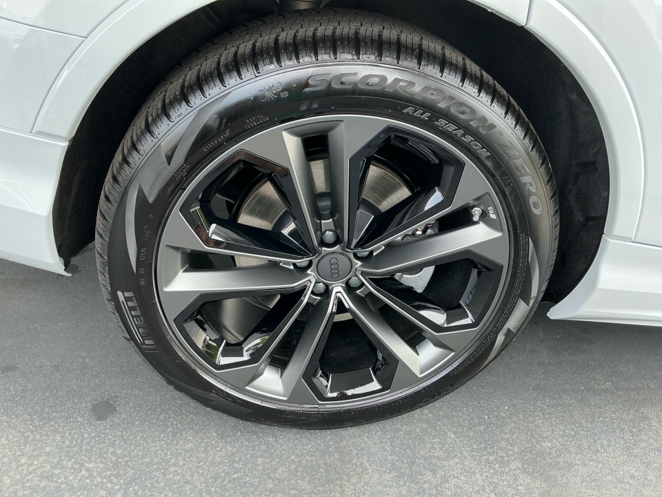 WA1MVBF73TD014730 2026 Audi Q7 S line Premium Plus