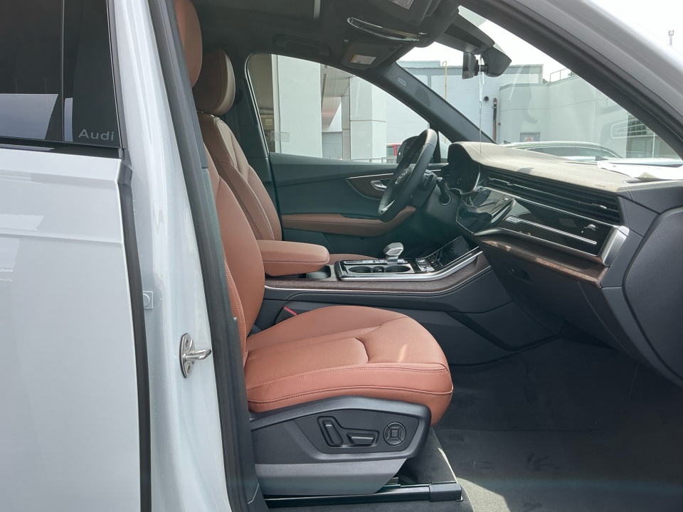 WA1MVBF73TD014730 2026 Audi Q7 S line Premium Plus