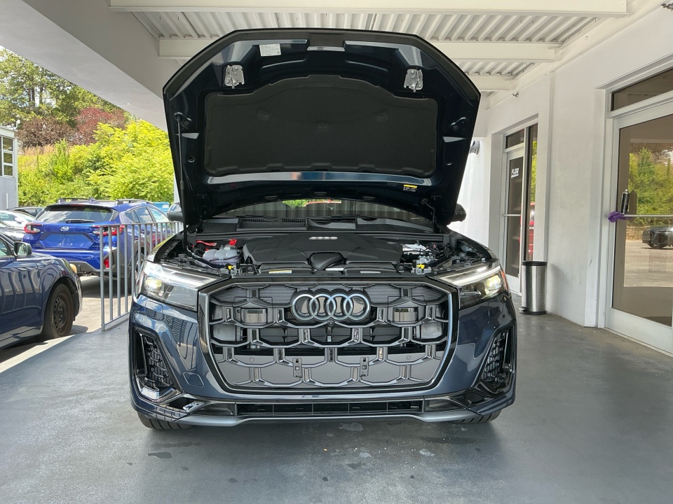 WA1MVBF74TD015160 2026 Audi Q7 S line Premium Plus