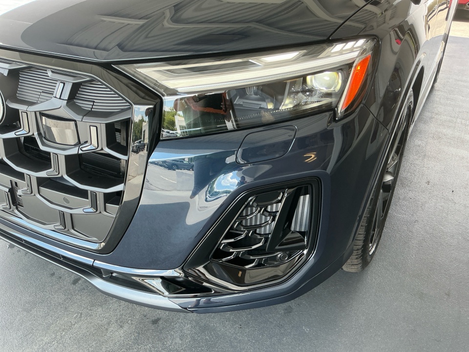 WA1MVBF74TD015160 2026 Audi Q7 S line Premium Plus