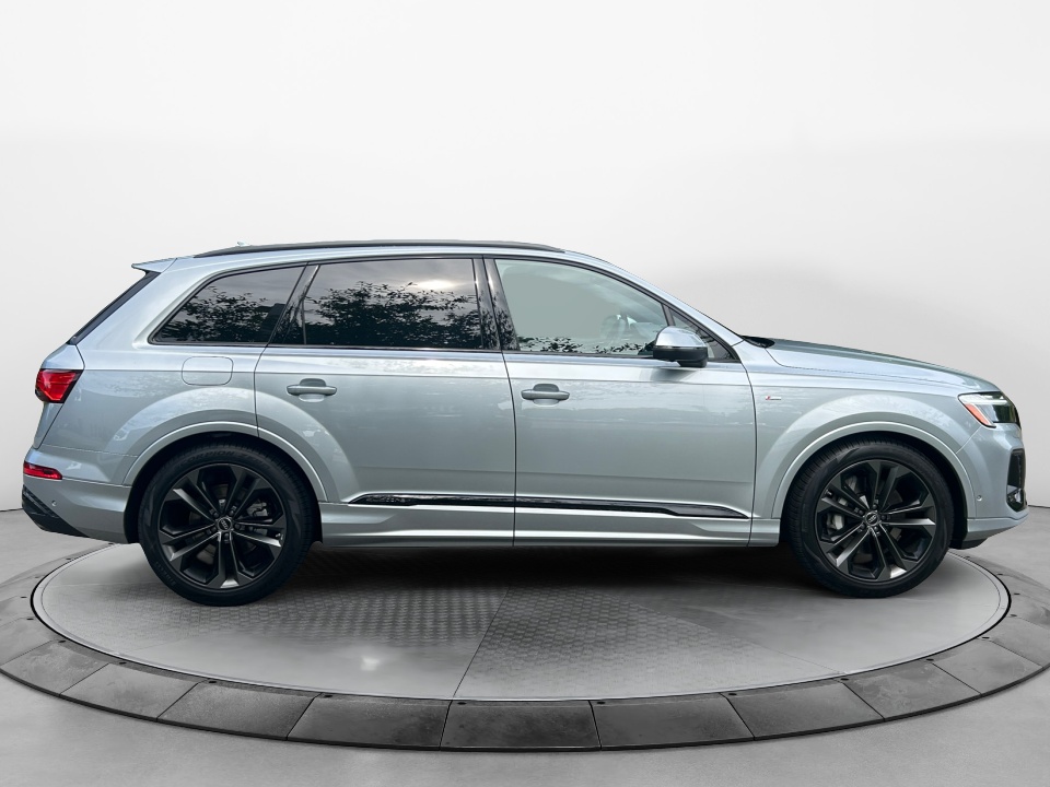 WA1MVBF74TD016129 2026 Audi Q7 S line Premium Plus