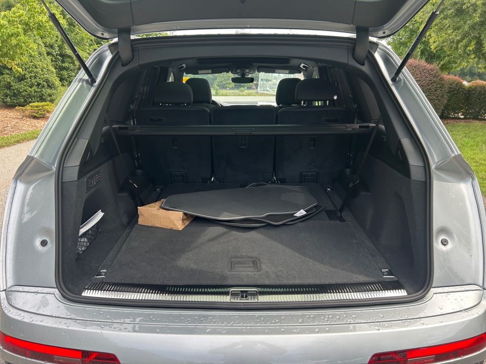 WA1MVBF74TD016129 2026 Audi Q7 S line Premium Plus