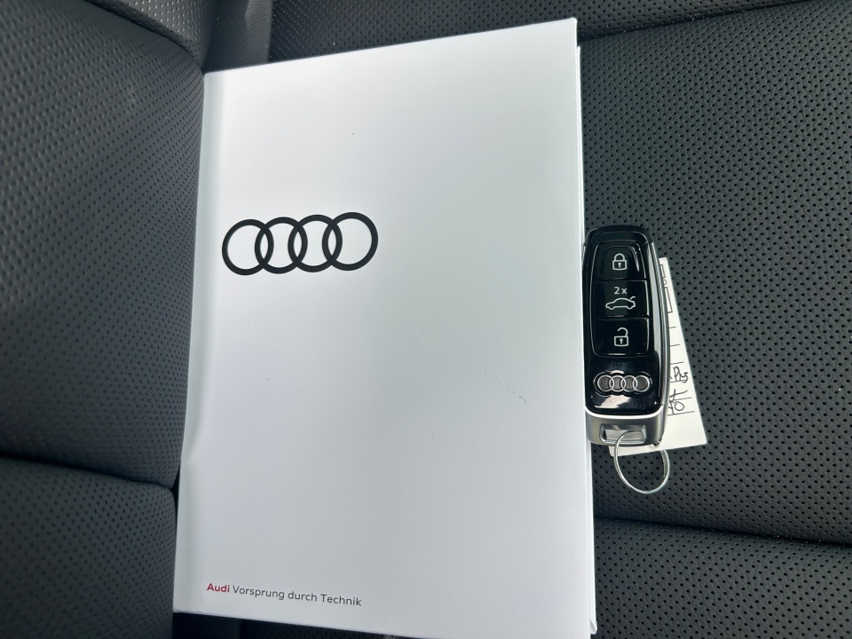 WA1MVBF74TD016129 2026 Audi Q7 S line Premium Plus