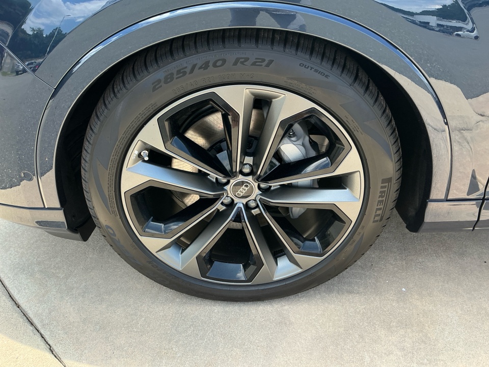 WA1WVBF79TD013932 2026 Audi Q7 Prestige