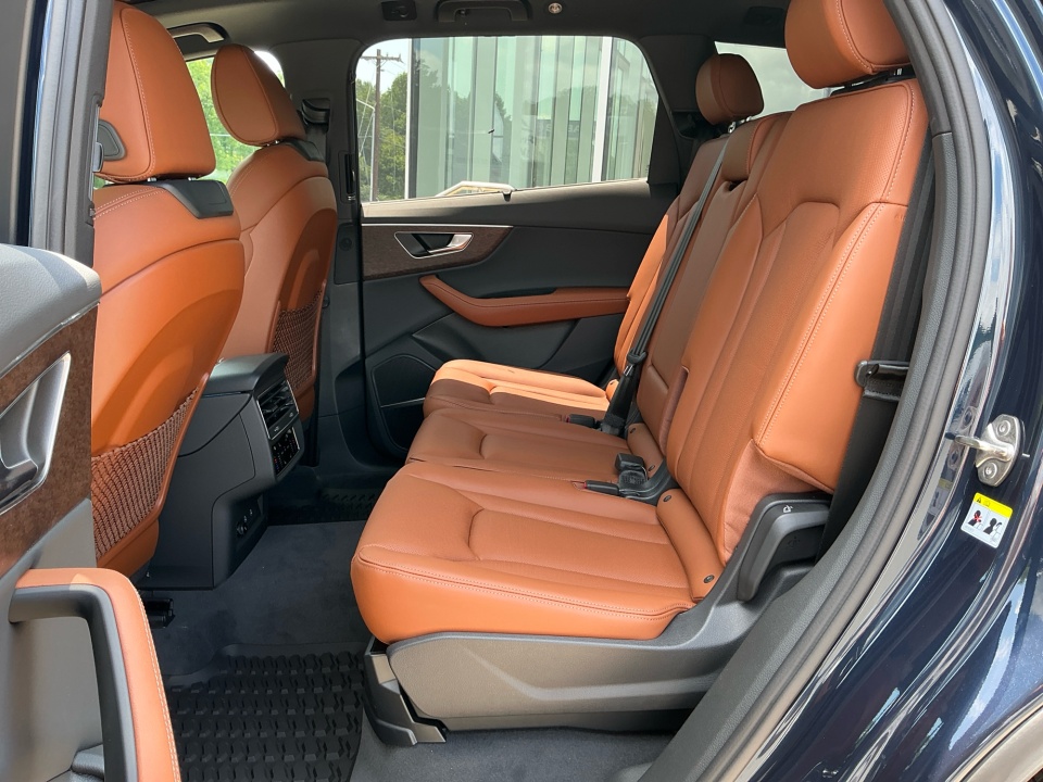 WA1WVBF79TD013932 2026 Audi Q7 Prestige