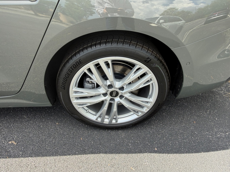 WAU1ACFU8TN041476 2026 Audi A5 Premium