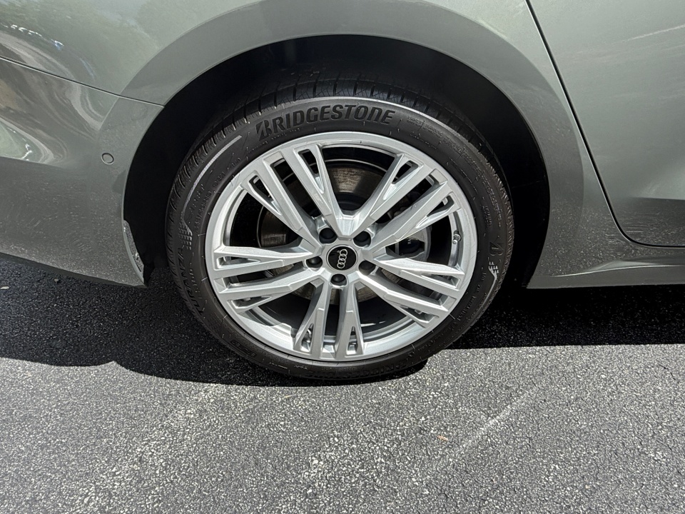 WAU1ACFU8TN041476 2026 Audi A5 Premium