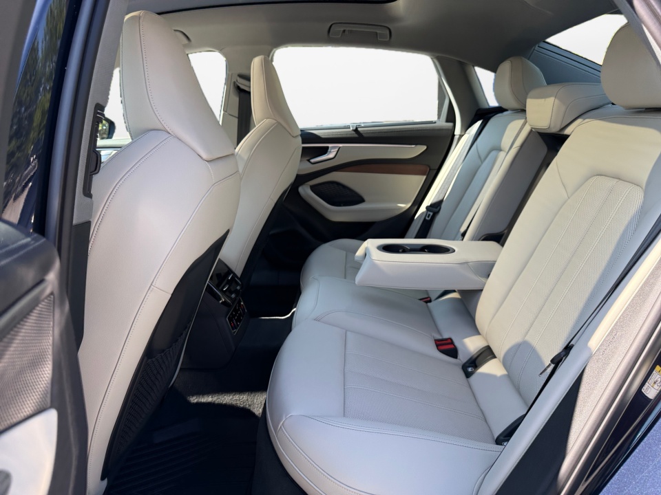 WAU25CFN0TN053669 2026 Audi A6 Premium Plus