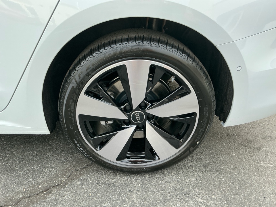 WAU2BCFU3SN116052 2025 Audi All-new A5 Premium Plus TFSI quattro S tronic