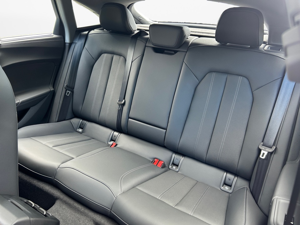 WAU3BCFUXSN071129 2025 Audi A5 Prestige