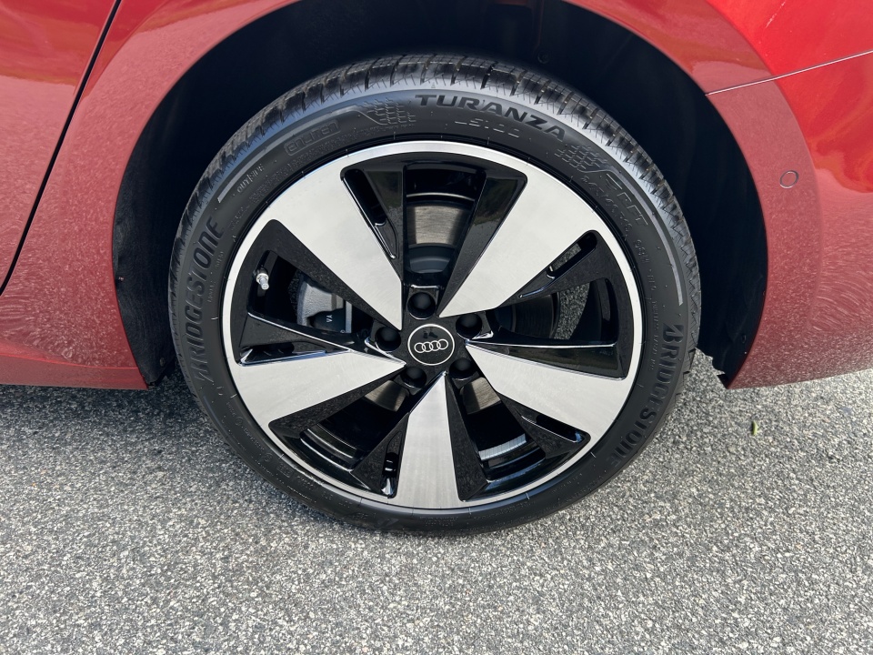 WAU3BCFUXSN071129 2025 Audi A5 Prestige