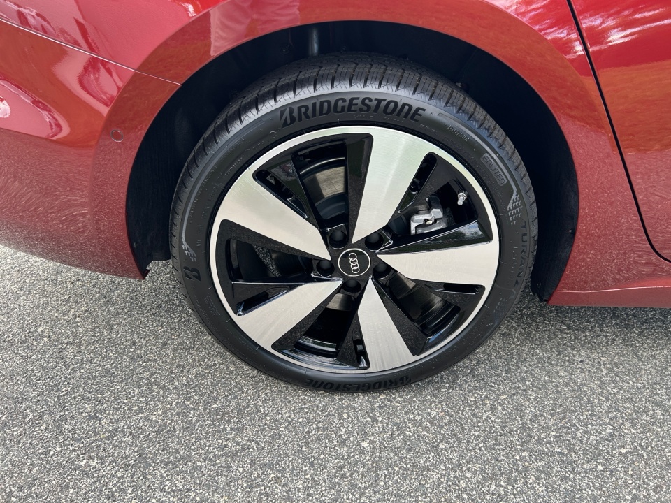 WAU3BCFUXSN071129 2025 Audi A5 Prestige