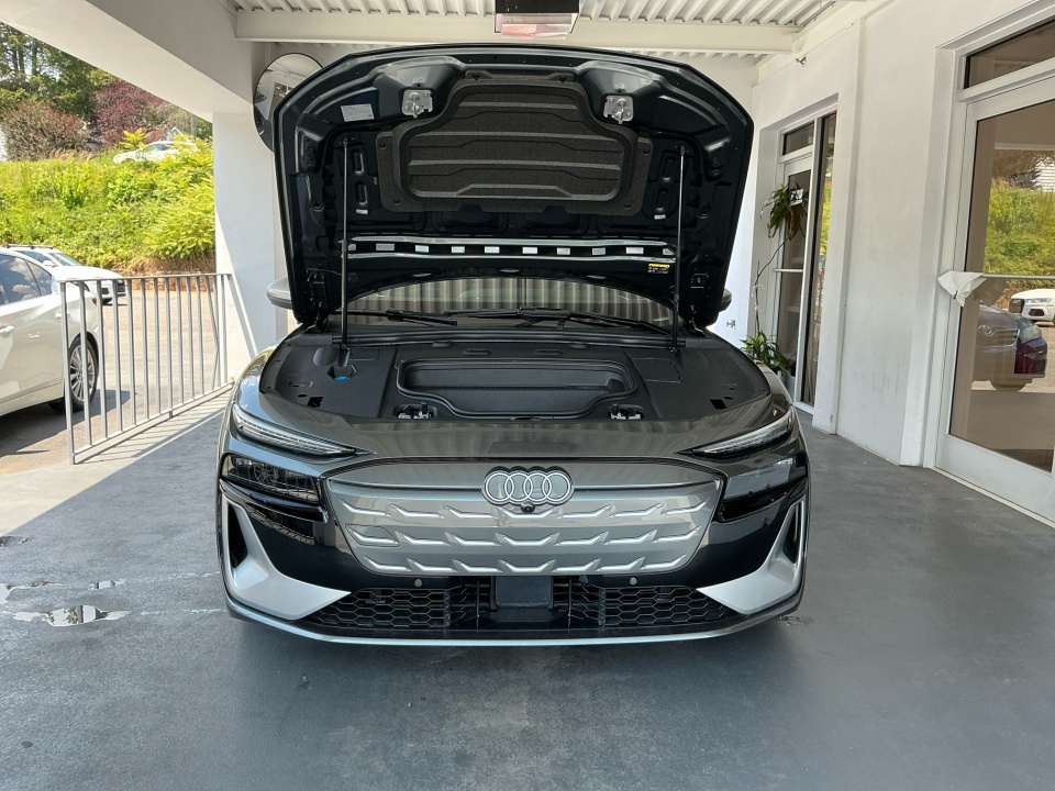 WAU3EAGH6SA022417 2025 Audi S6 e-tron Prestige