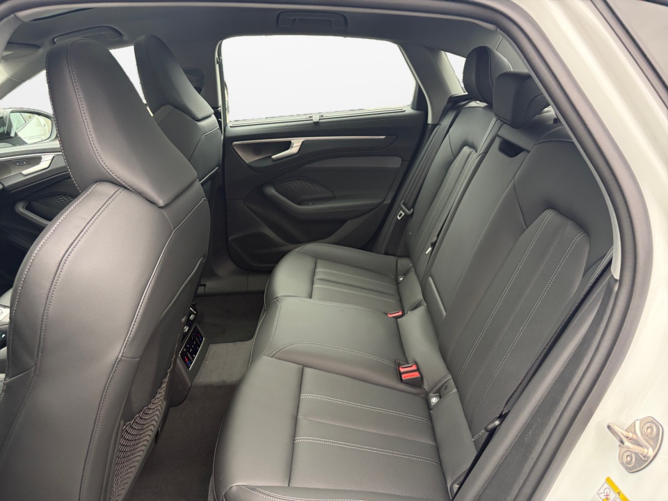 WAU55CFN1TN030284 2026 Audi A6 Premium Plus quattro S tronic