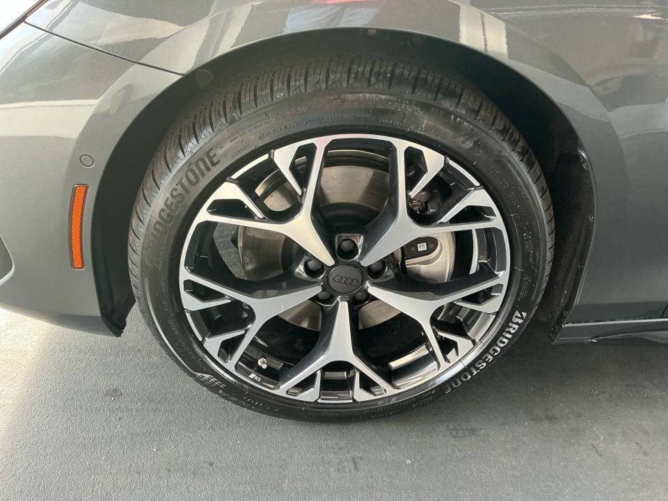 WAU55CFN3TN030304 2026 Audi A6 Premium Plus quattro S tronic