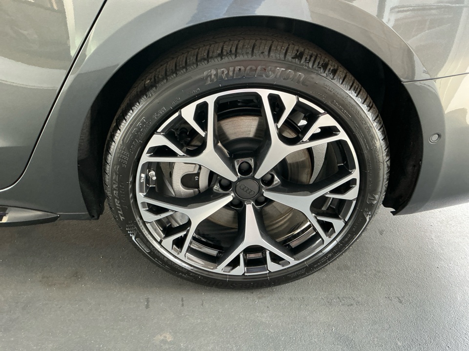 WAU55CFN3TN030304 2026 Audi A6 Premium Plus quattro S tronic