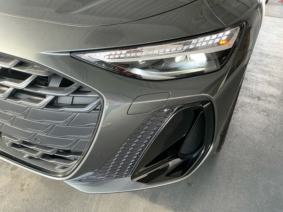 WAU55CFN3TN030304 2026 Audi A6 Premium Plus quattro S tronic