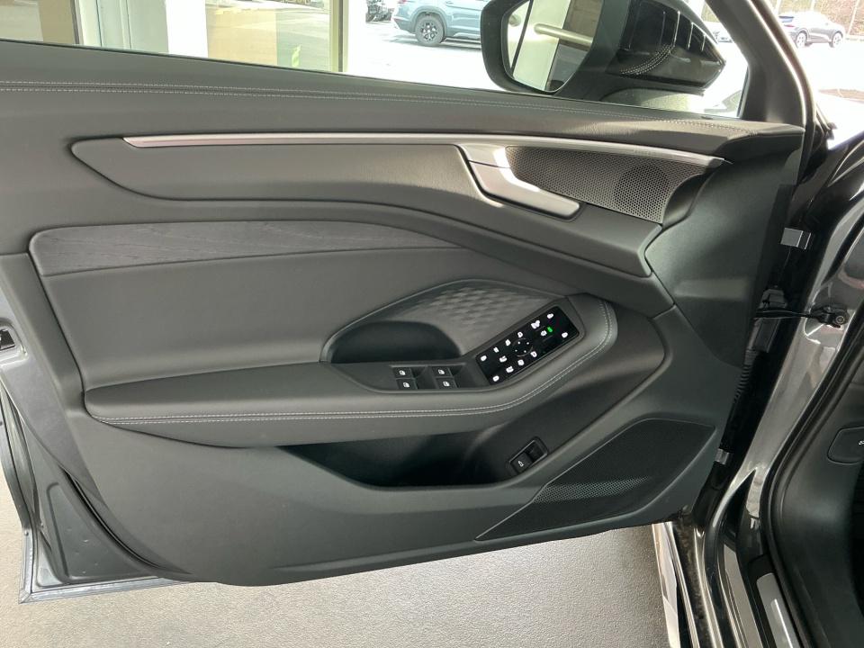 WAU55CFN3TN030304 2026 Audi A6 Premium Plus quattro S tronic