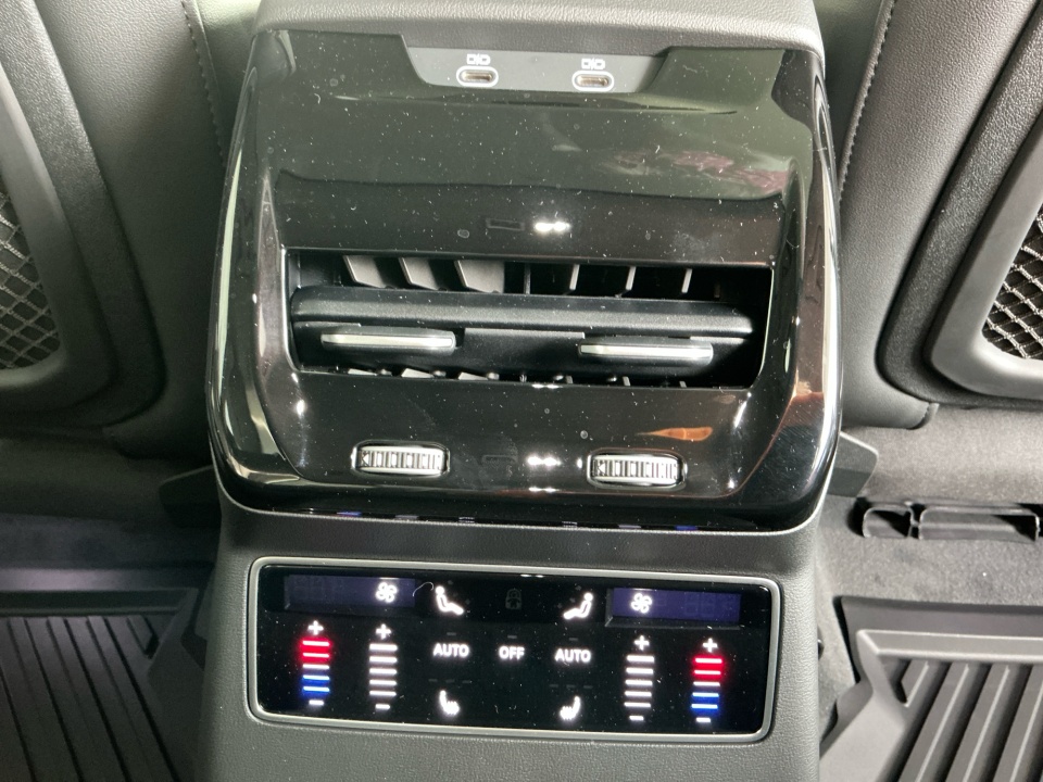 WAU55CFN3TN030304 2026 Audi A6 Premium Plus quattro S tronic