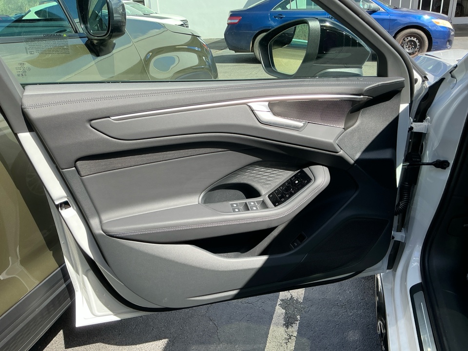 WAU55CFN5TN030269 2026 Audi A6 Premium Plus quattro S tronic