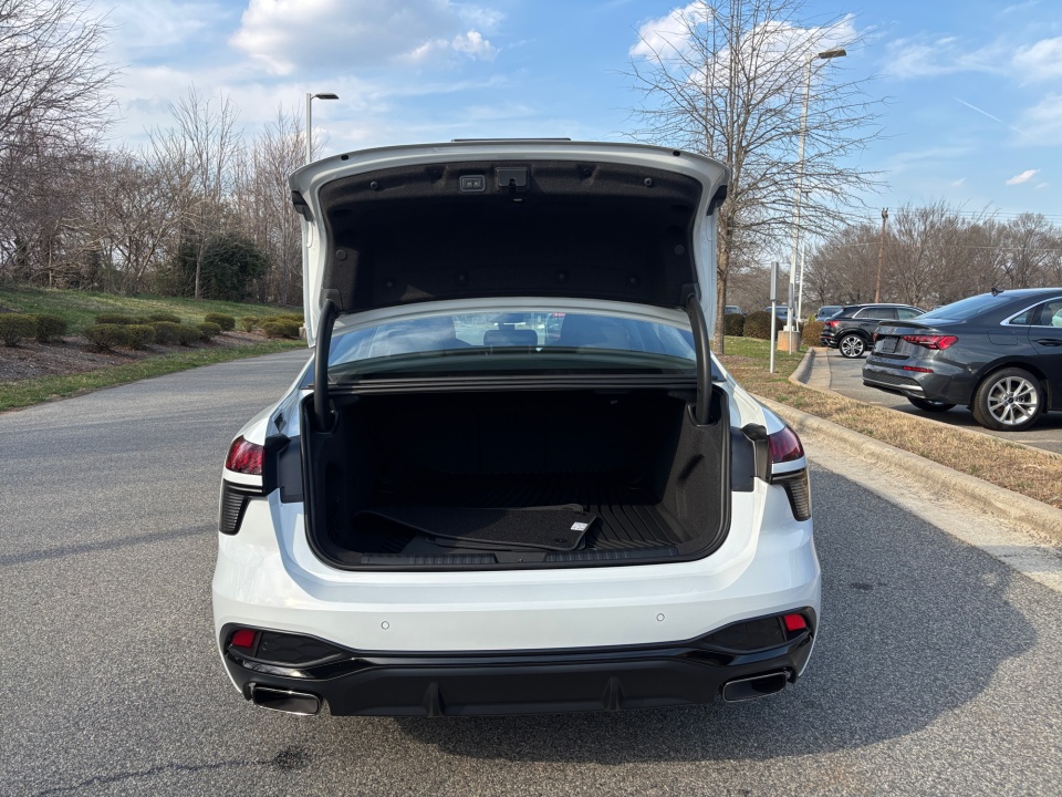 WAU55CFN6TN030197 2026 Audi A6 Premium Plus quattro S tronic