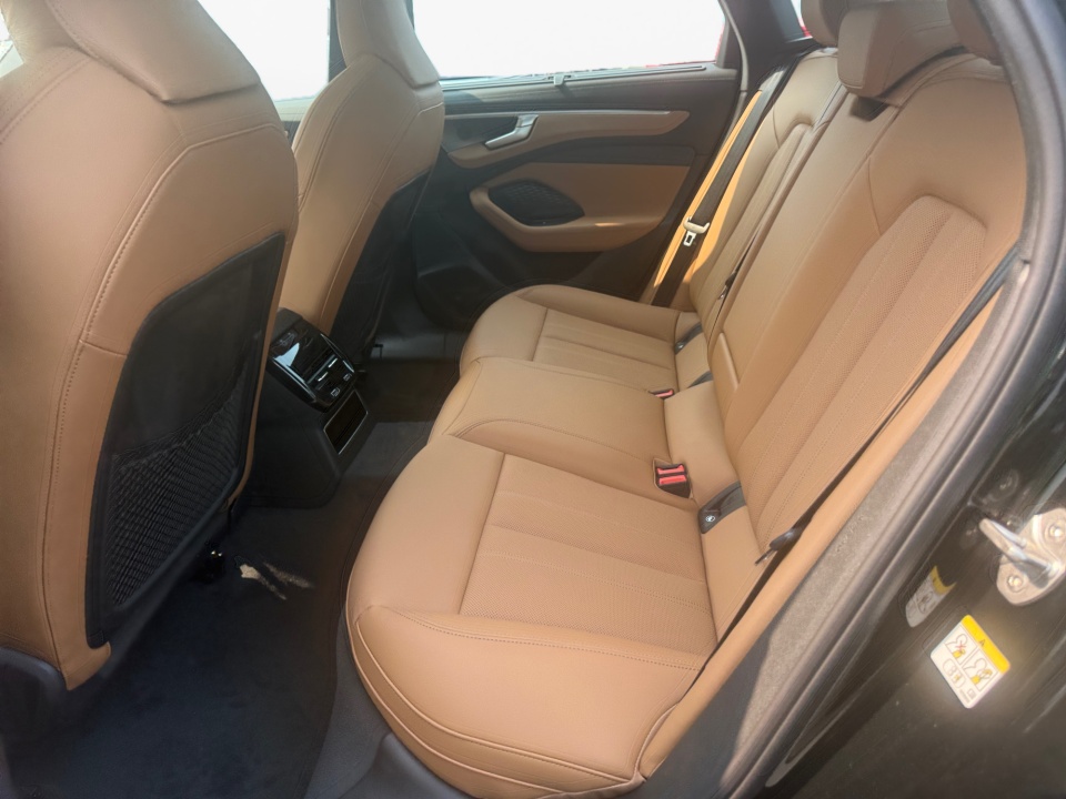 WAU65CFN4TN053370 2026 Audi A6 Prestige