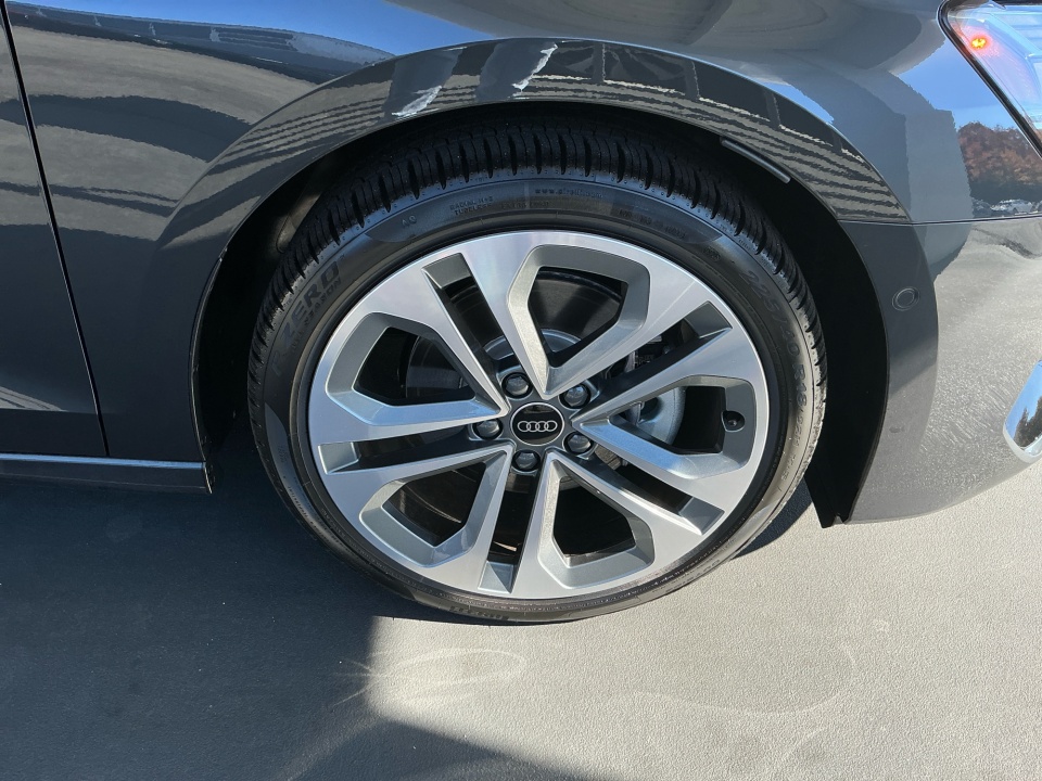 WAUGUDGY1TA015897 2026 Audi A3 Premium 40 TFSI quattro S tronic