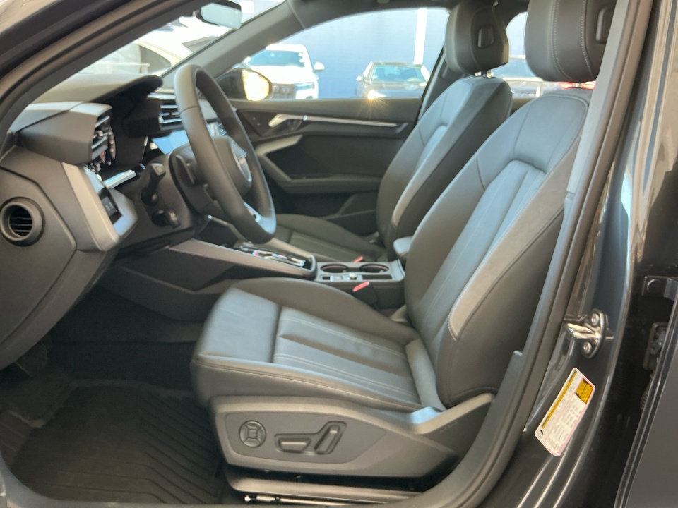 WAUGUDGY1TA015897 2026 Audi A3 Premium 40 TFSI quattro S tronic