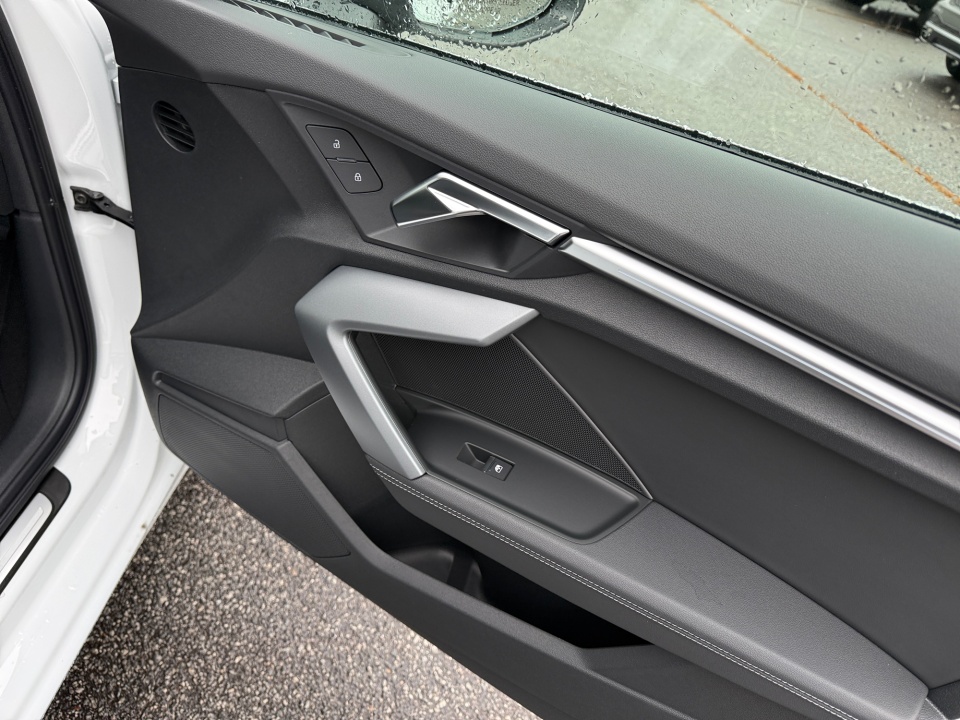 WAUGUDGY5TA034534 2026 Audi A3 Premium Plus 40 TFSI quattro S tronic