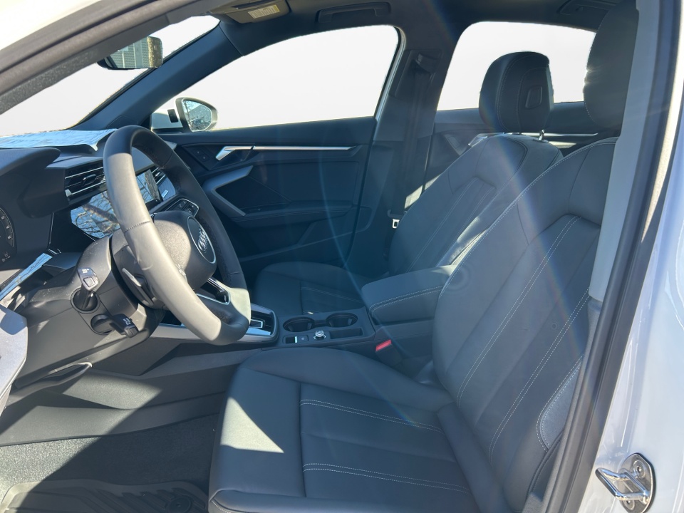 WAUGUDGY5TA059594 2026 Audi A3 Premium 40 TFSI quattro S tronic