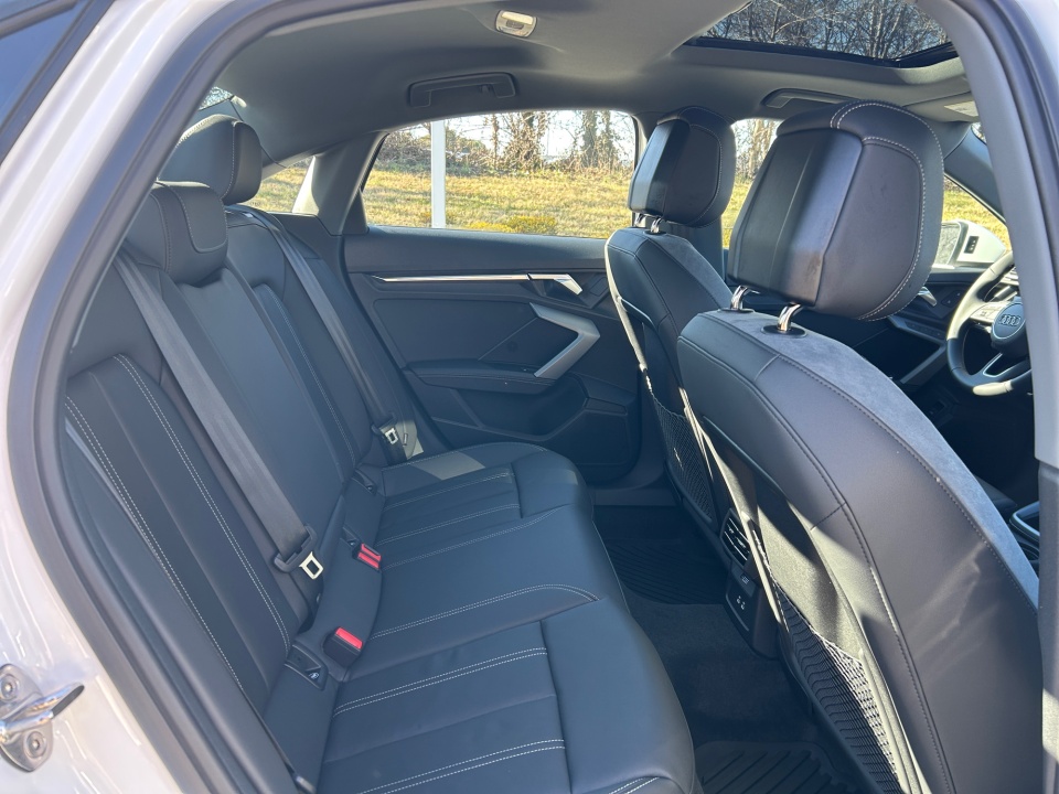 WAUGUDGY5TA059594 2026 Audi A3 Premium 40 TFSI quattro S tronic