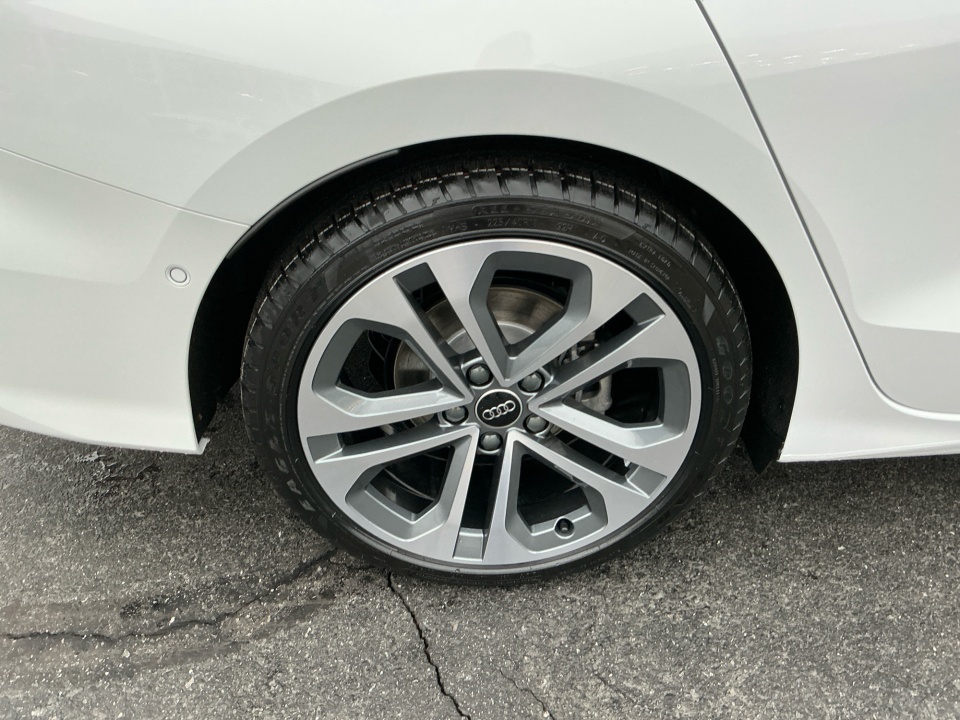 WAUGUDGY6TA045963 2026 Audi A3 Premium 40 TFSI quattro S tronic