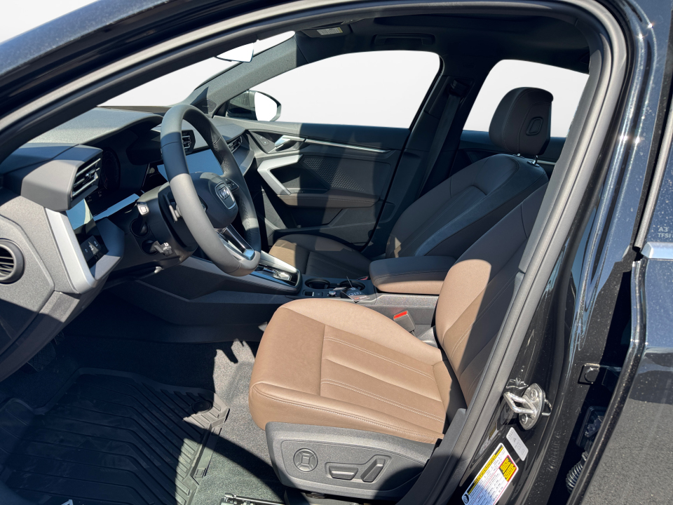 WAUHUDGY2SA073164 2025 Audi A3 Premium Plus 40 TFSI quattro S tronic