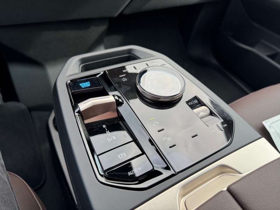 WB543CF03TCW48254 2026 BMW iX xDrive45