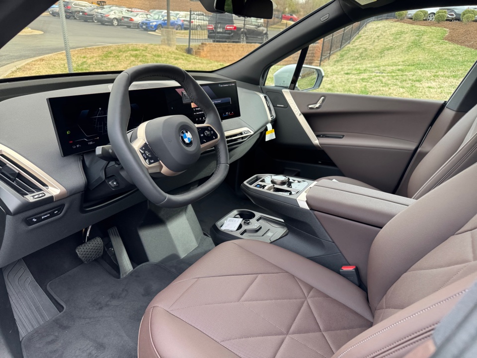 WB543CF03TCW48254 2026 BMW iX xDrive45