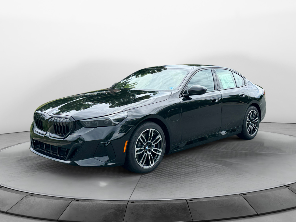 2027 BMW 5 Series 550e xDrive