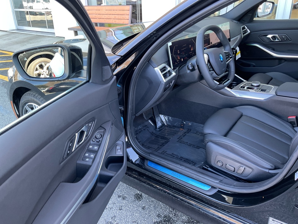 WBA13LA01TFW35528 2026 BMW 330i