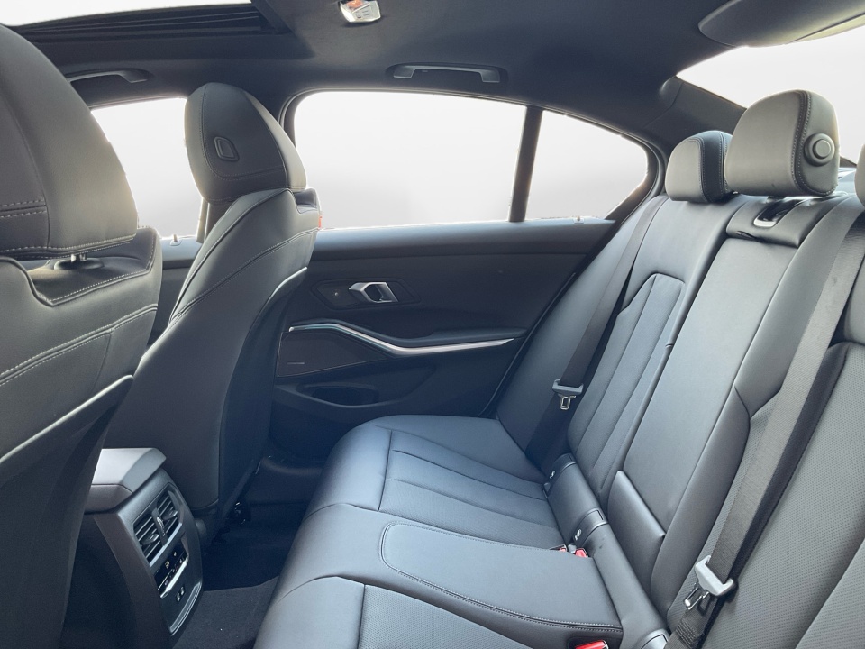 WBA13LA03TFW30105 2026 BMW 330i