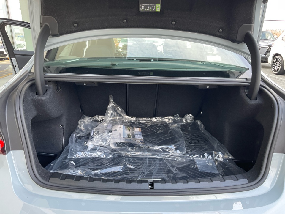 WBA13LA03TFW30105 2026 BMW 330i