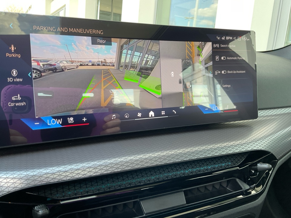 WBA23LA02TFW37275 2026 BMW 330i xDrive